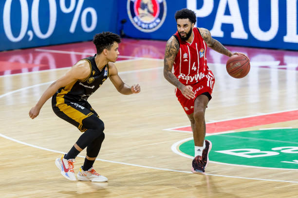 在比赛的前 在比赛的前